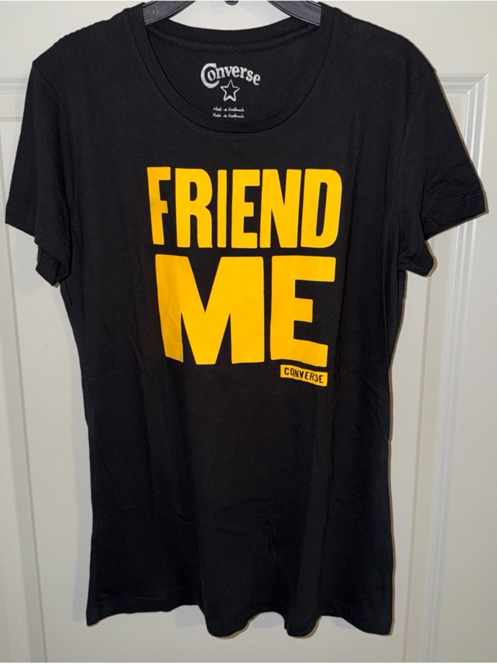 CONVERSE FRIEND ME Graphic Tee Size L/G NEW! T-Shirt Top